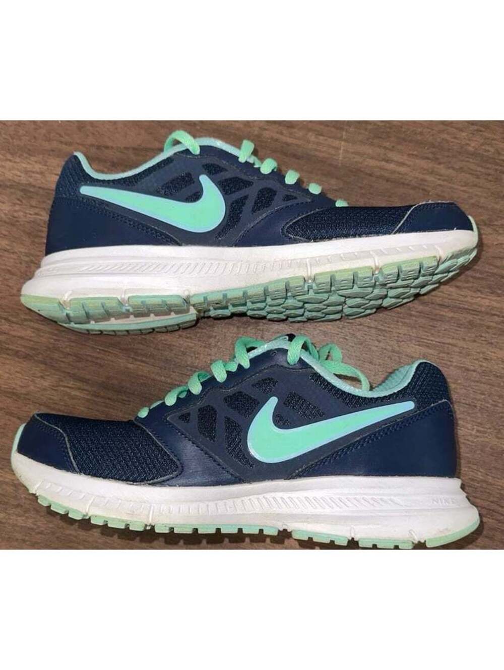 Nike Downshifter 6 Women's Running Shoes size 6